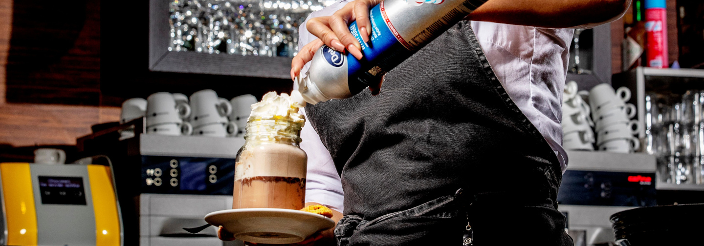 De beste slagroom in een handige spuitbus.