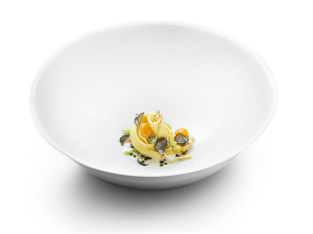 Trüffel-Nudeln mit Wachtelei