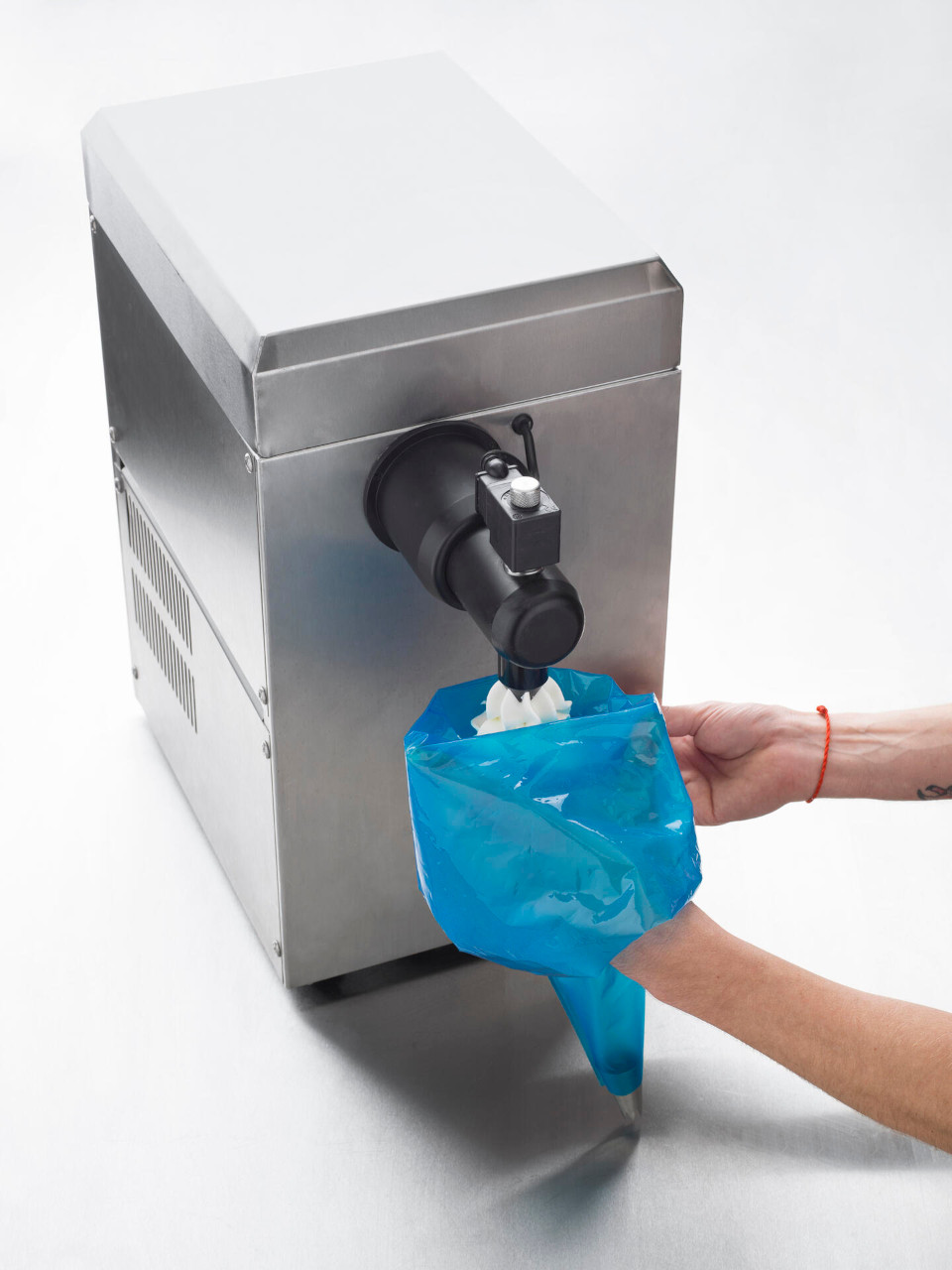 MACHINE À CRÈME À FOUETTER