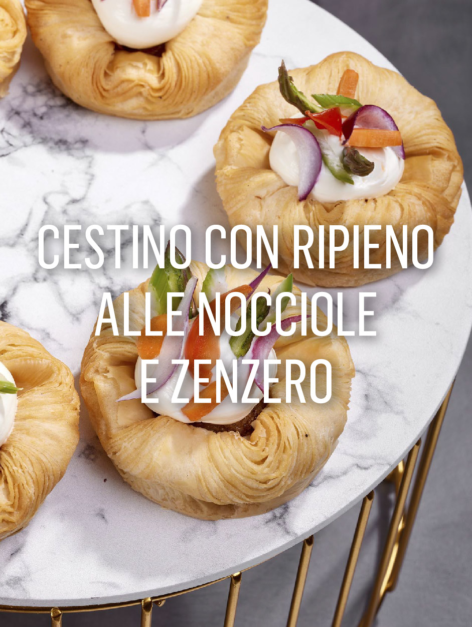 Cestino con ripieno alle nocciole e zenzero