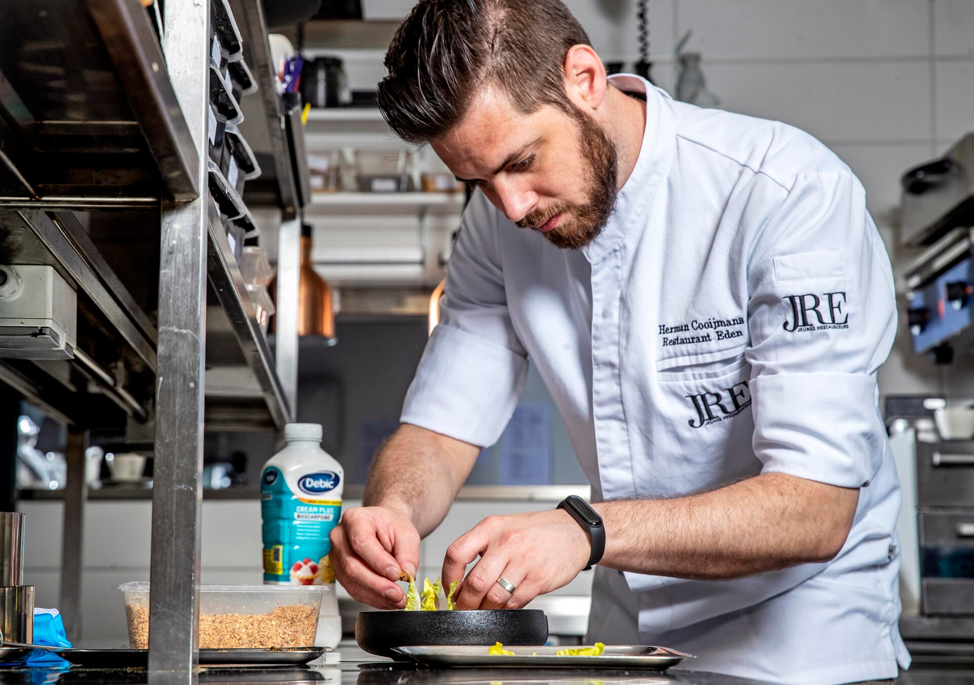 Savourer l'inattendu : Le chef-d'œuvre culinaire de Herman Cooijmans 