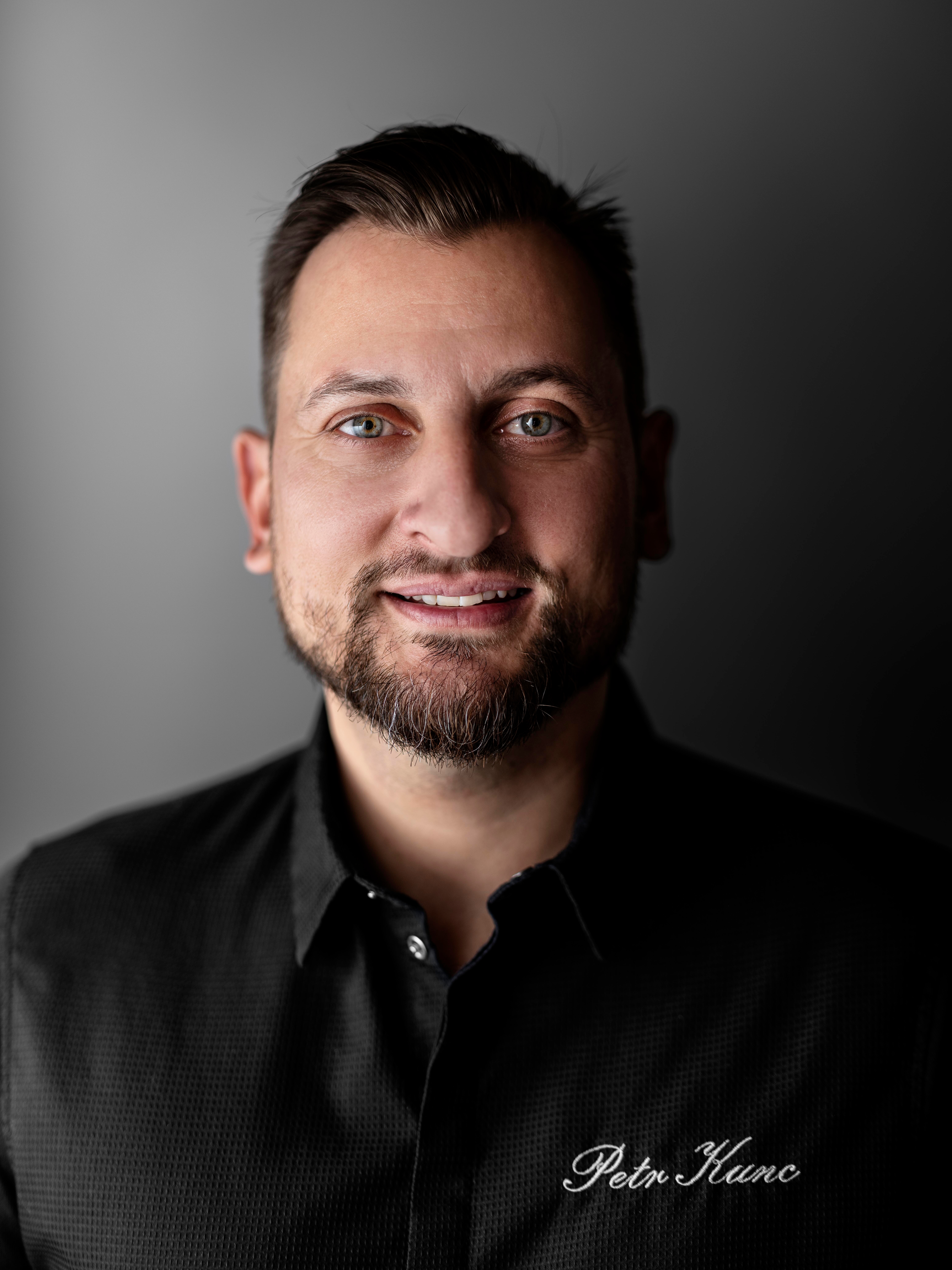 'Mijn keuken moet lopen als een Zwitsers horloge.' Een kijkje in de keuken van chef Petr Kunc.