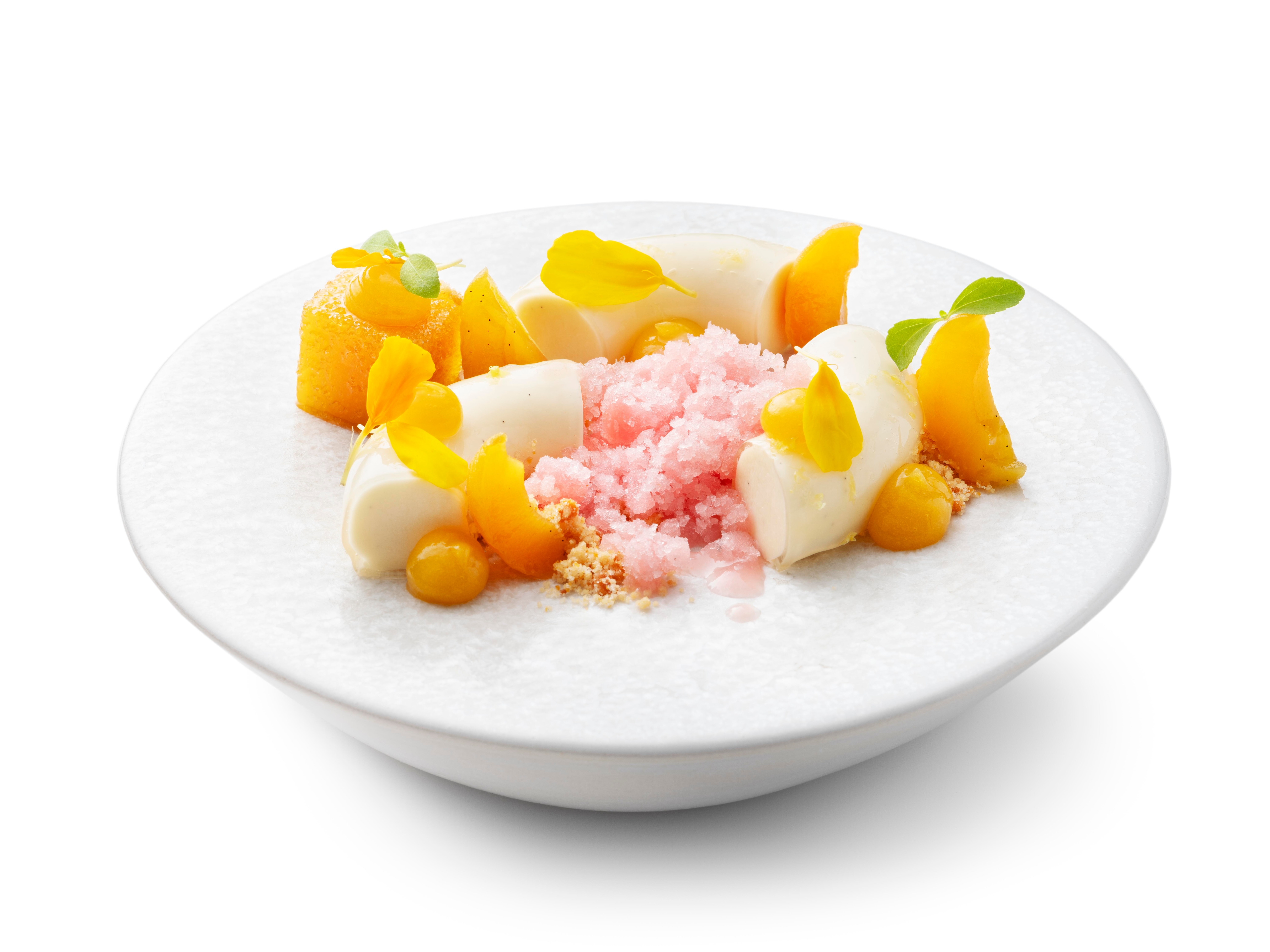 Peach and apricot panna cotta