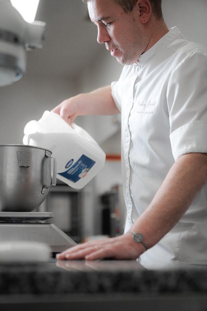 Nicolas Barbet praises Debic cream for its value for money