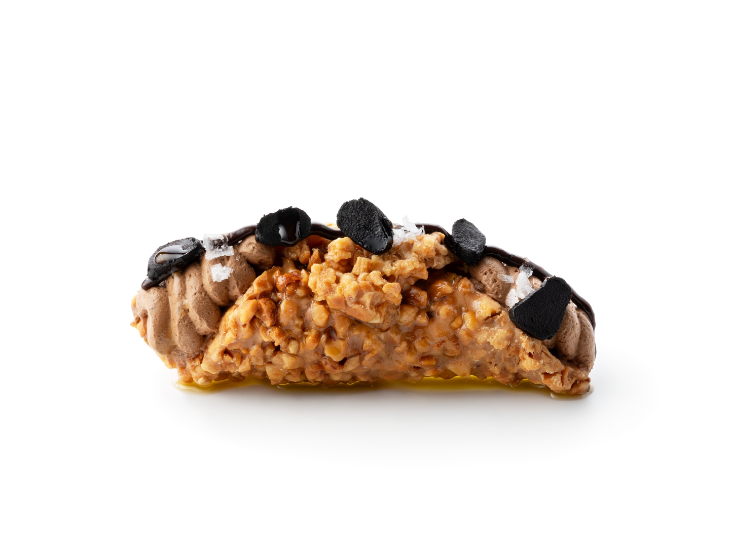 Cannoli with chocolate mousse, black garlic, olive oil and sea salt | Debic