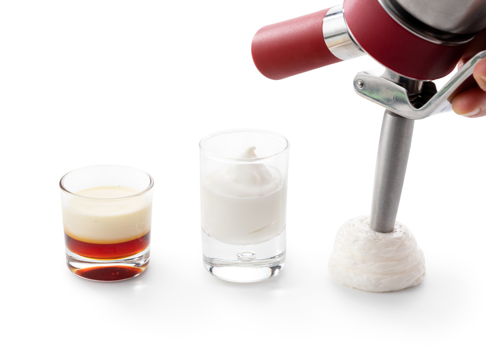 Three applications of Debic Panna Cotta on a white background: a layered flan with caramel sauce in a glass, a light panna cotta mousse in a dessert glass, and airy espuma being dispensed from a siphon.