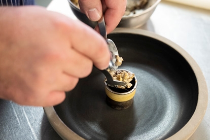 Ambassador - 1703056037117 ambassador_handling_1 | Debic