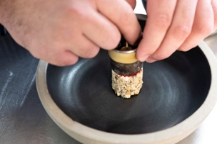 Ambassador - 1703056037117 ambassador_handling_2 | Debic