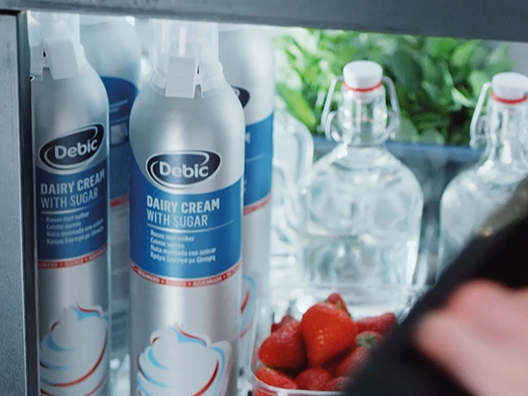 Dairy Cream - How to use the Debic spray can? - photo1 | Debic