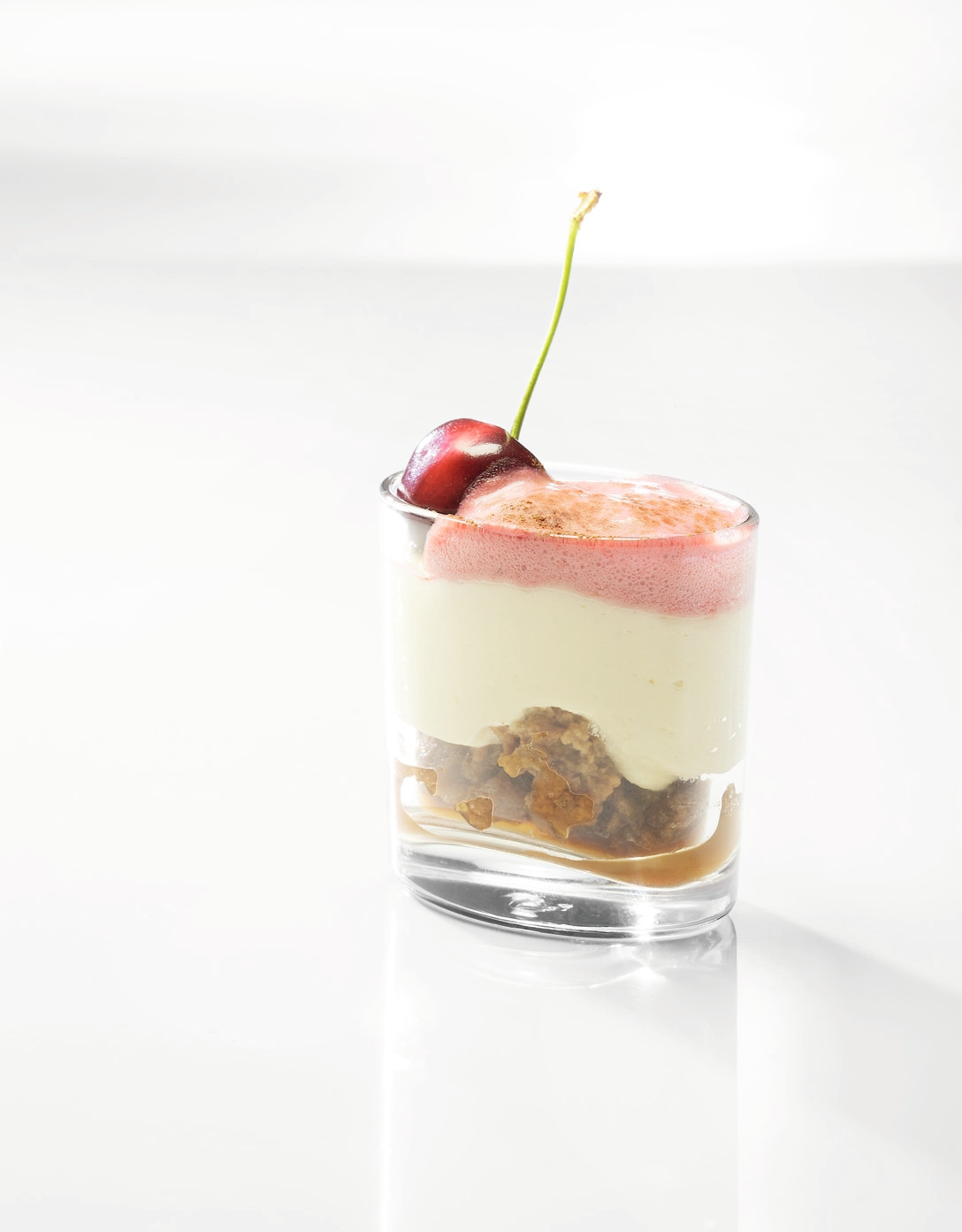 Tiramisù mit Kirschen und Schokolade - photo1 | Debic