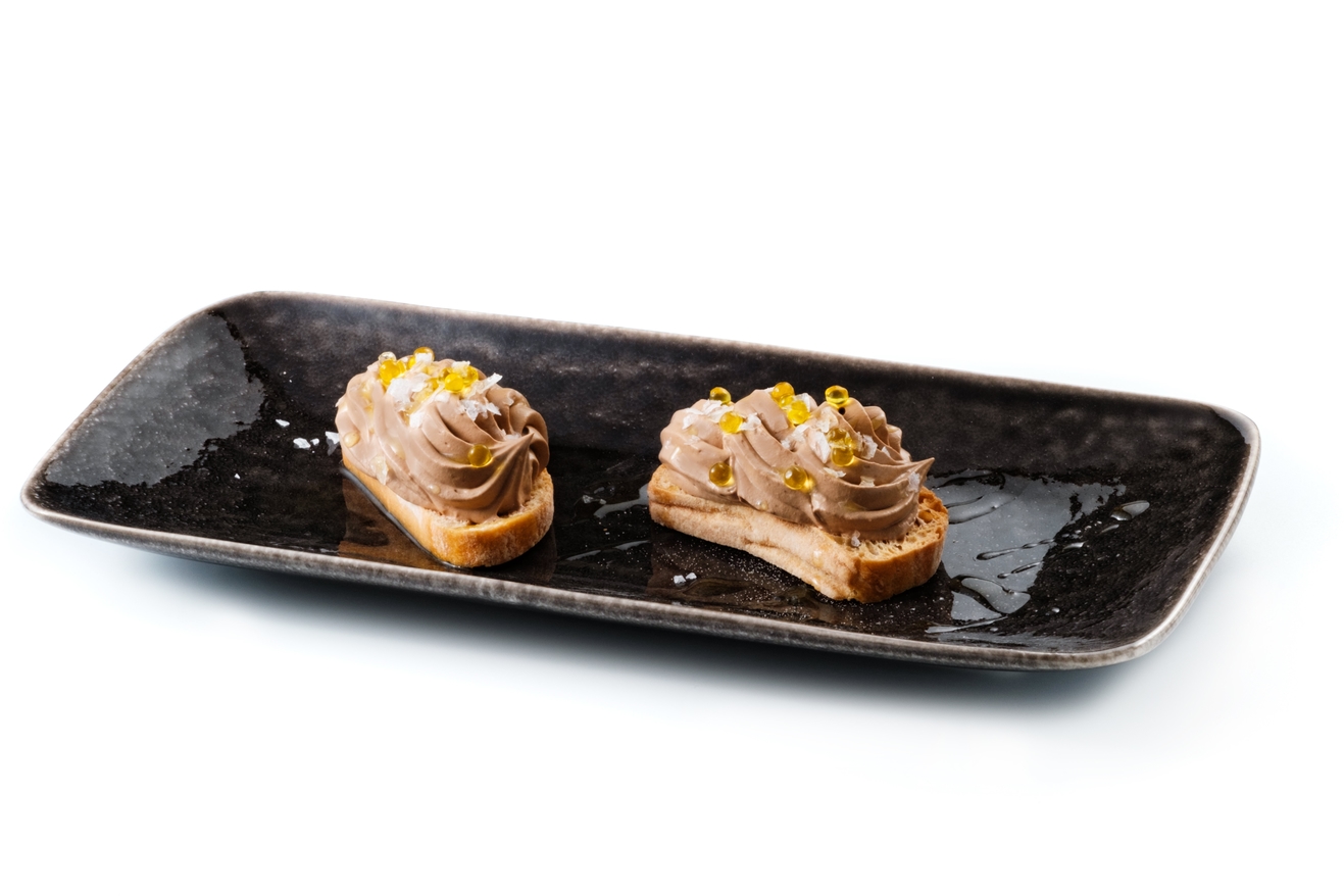 Mousse de chocolate con tostada y aceite de oliva - photo1 | Debic