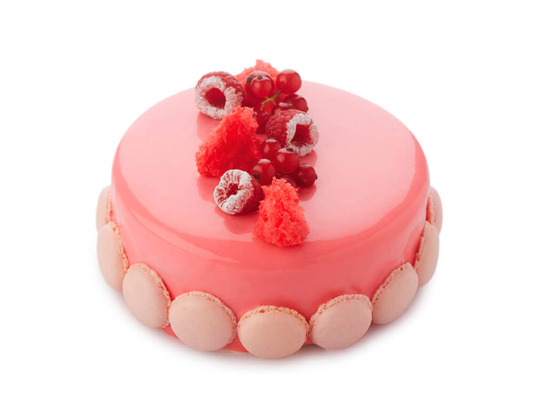 Torta alla panna montata con glassa lucida rossa al cioccolato - photo1 | Debic