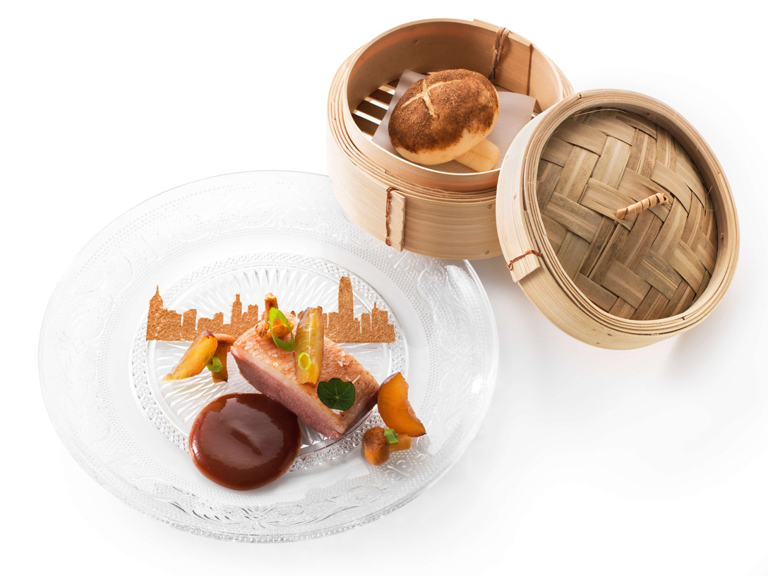 Hongkong Skyline - Gans met pruimensaus - photo1 | Debic