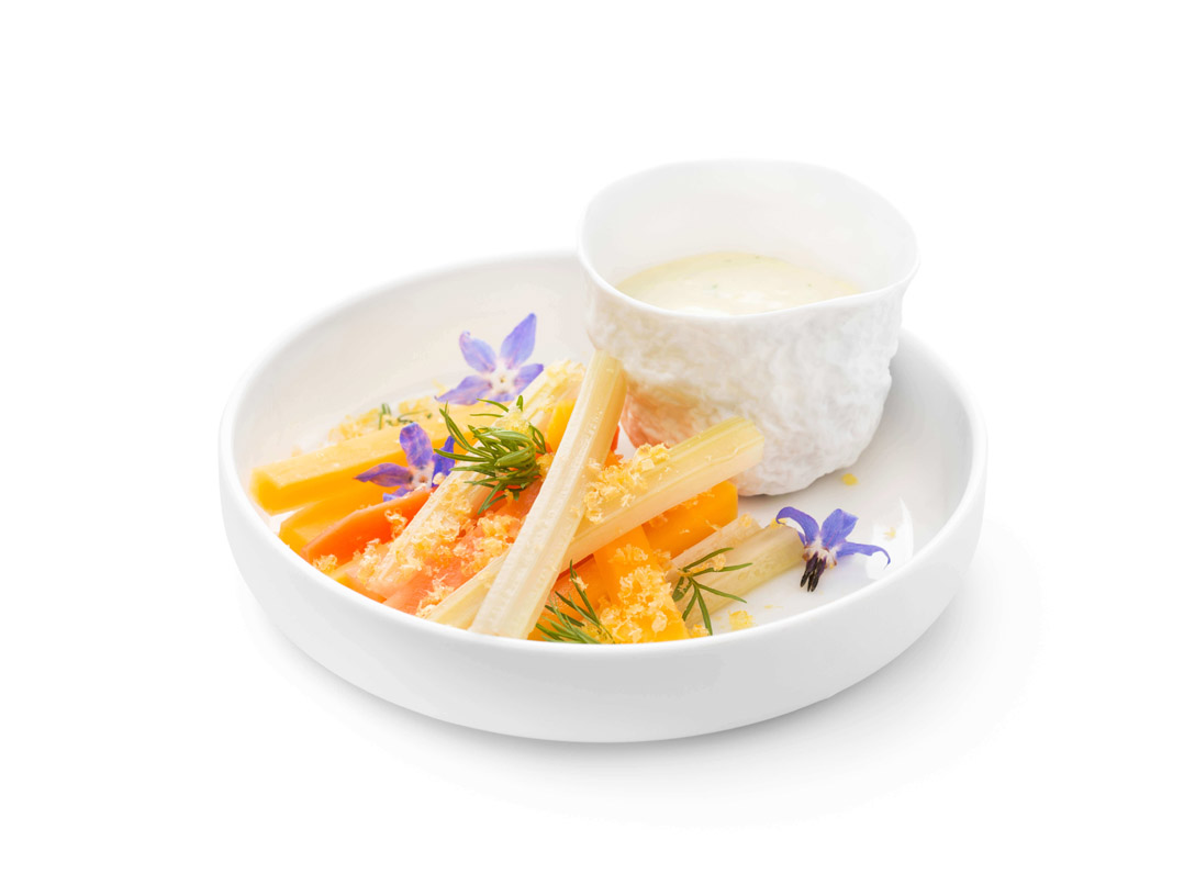 Hortalizas fermentadas con salsa cremosa de apio y yema de huevo desecada - photo1 | Debic