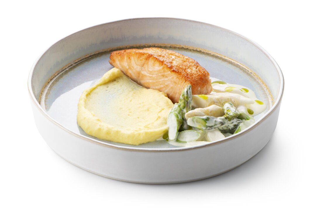 Gebakken zalmsteak met romige asperges - photo1 | Debic