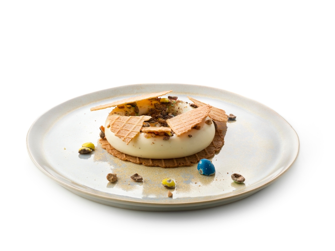 M&M peanut panna cotta waffle - photo1 | Debic