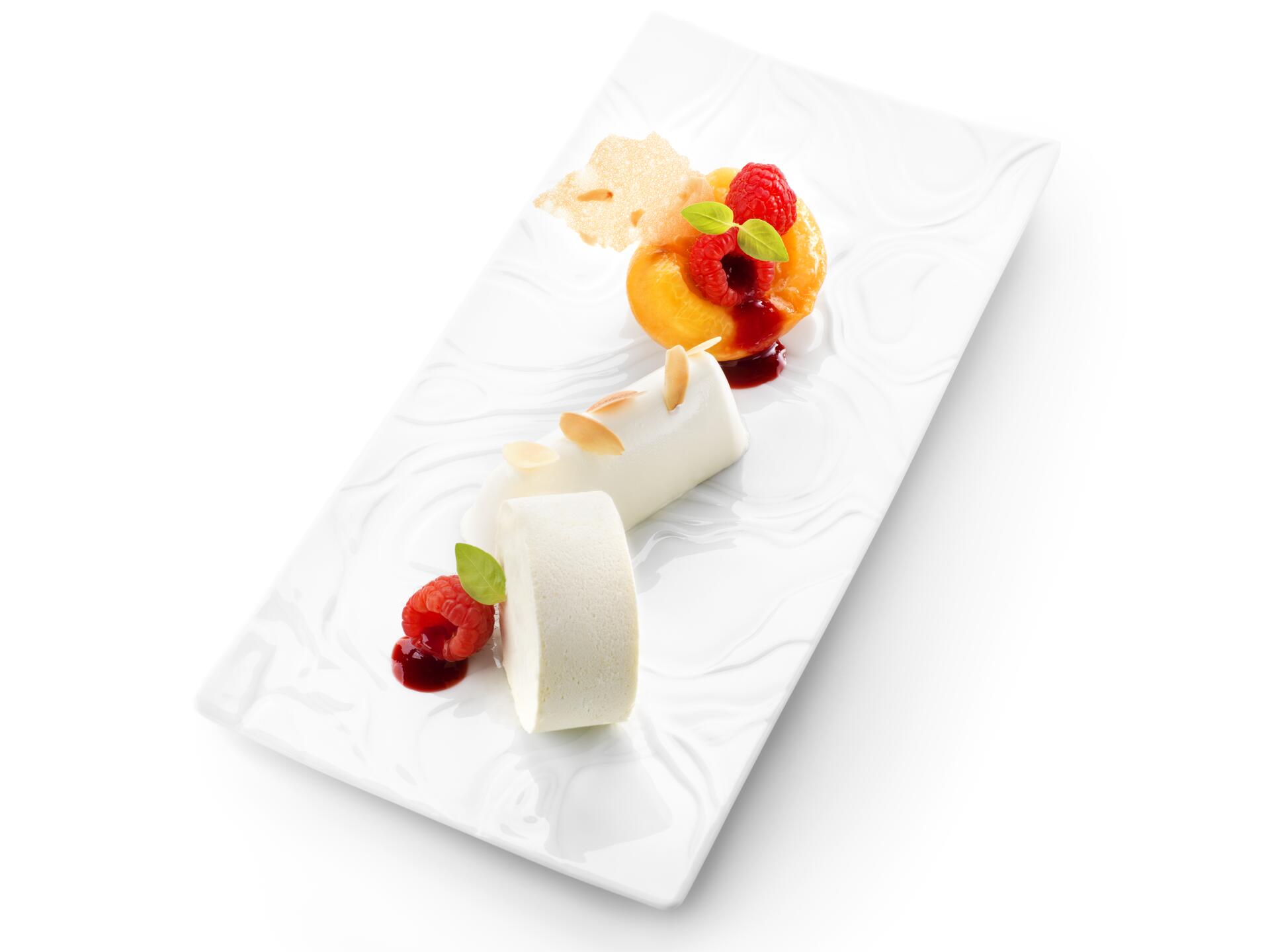 Pêche melba blancmange s broskvemi a malinami - photo1 | Debic