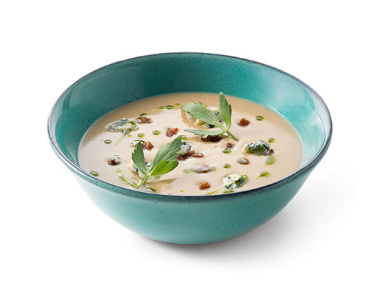 Soupe d'artichaut de Jérusalem caramélisée avec gorgonzola et livèche - photo1 | Debic