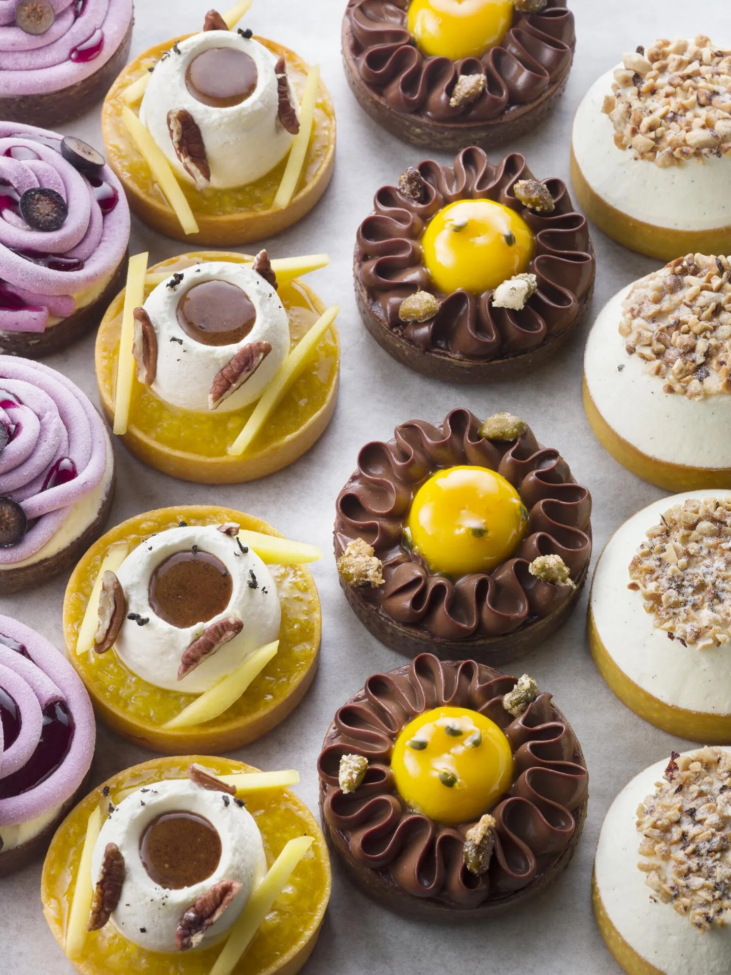 Read our article about the comeback of the tartelette! 