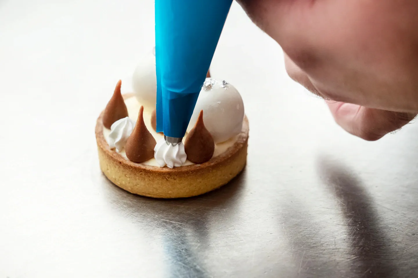 Techniques de dressage pour crème fraîche glaçages