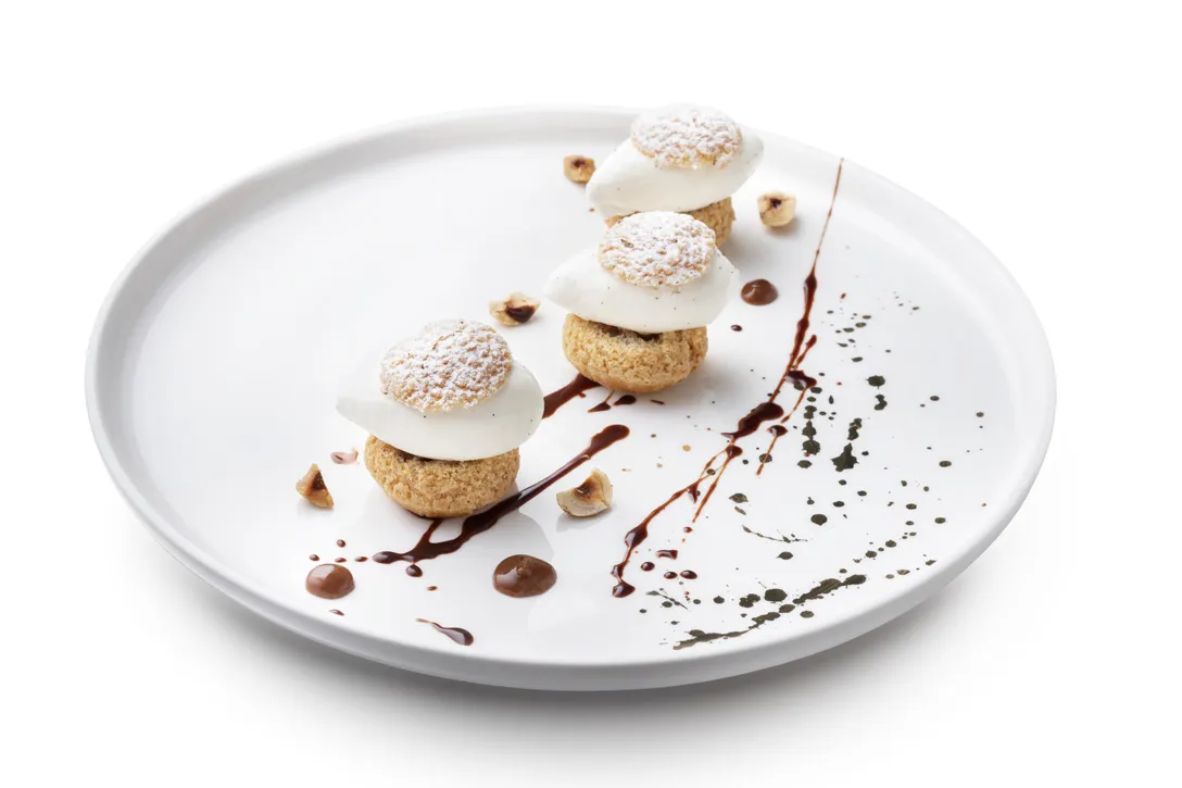 Profiteroles au praliné pécan
