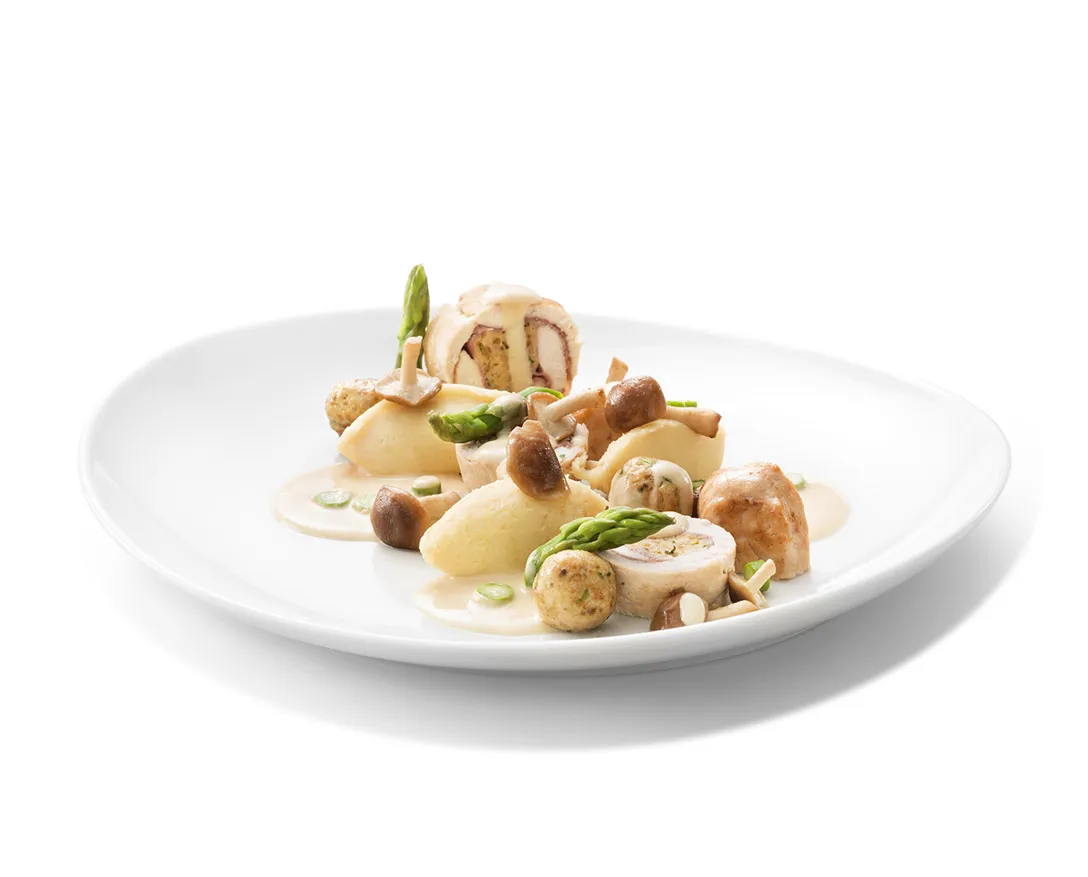 Pollo con salsa suprema