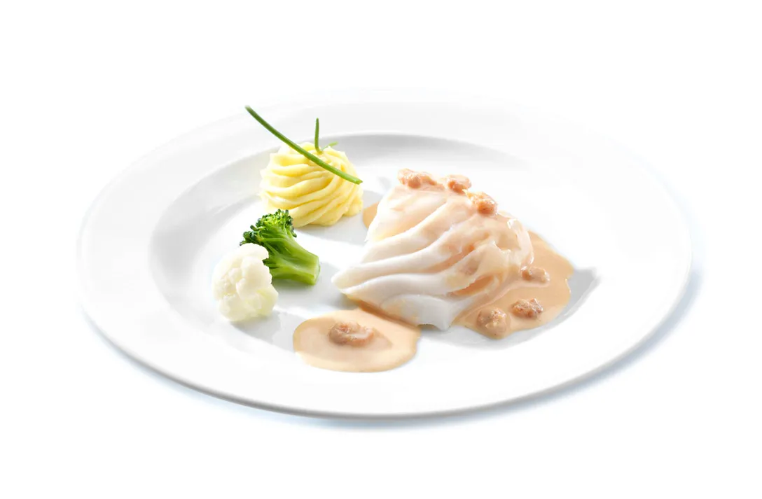 Merluza con salsa de camarones grises