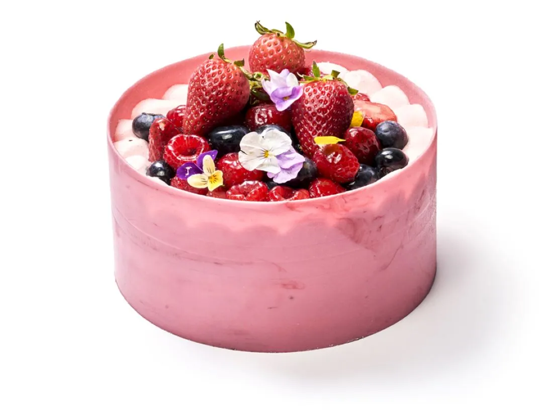 Berries shortcake