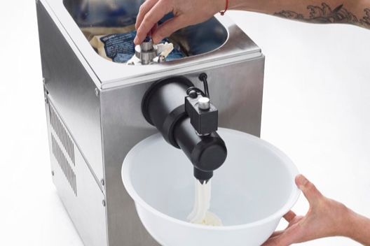 Crème fouettée à la machine step2