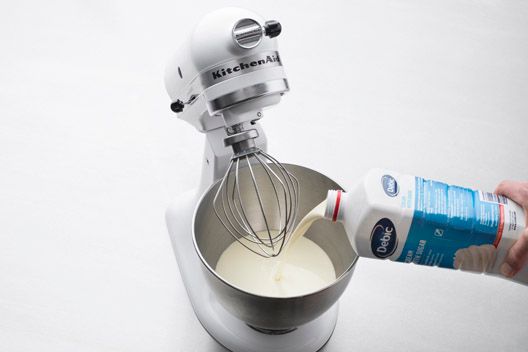A technique for Whipping cream with mixer