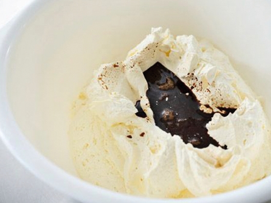 Crème Butter Block - Incorporating butter step7