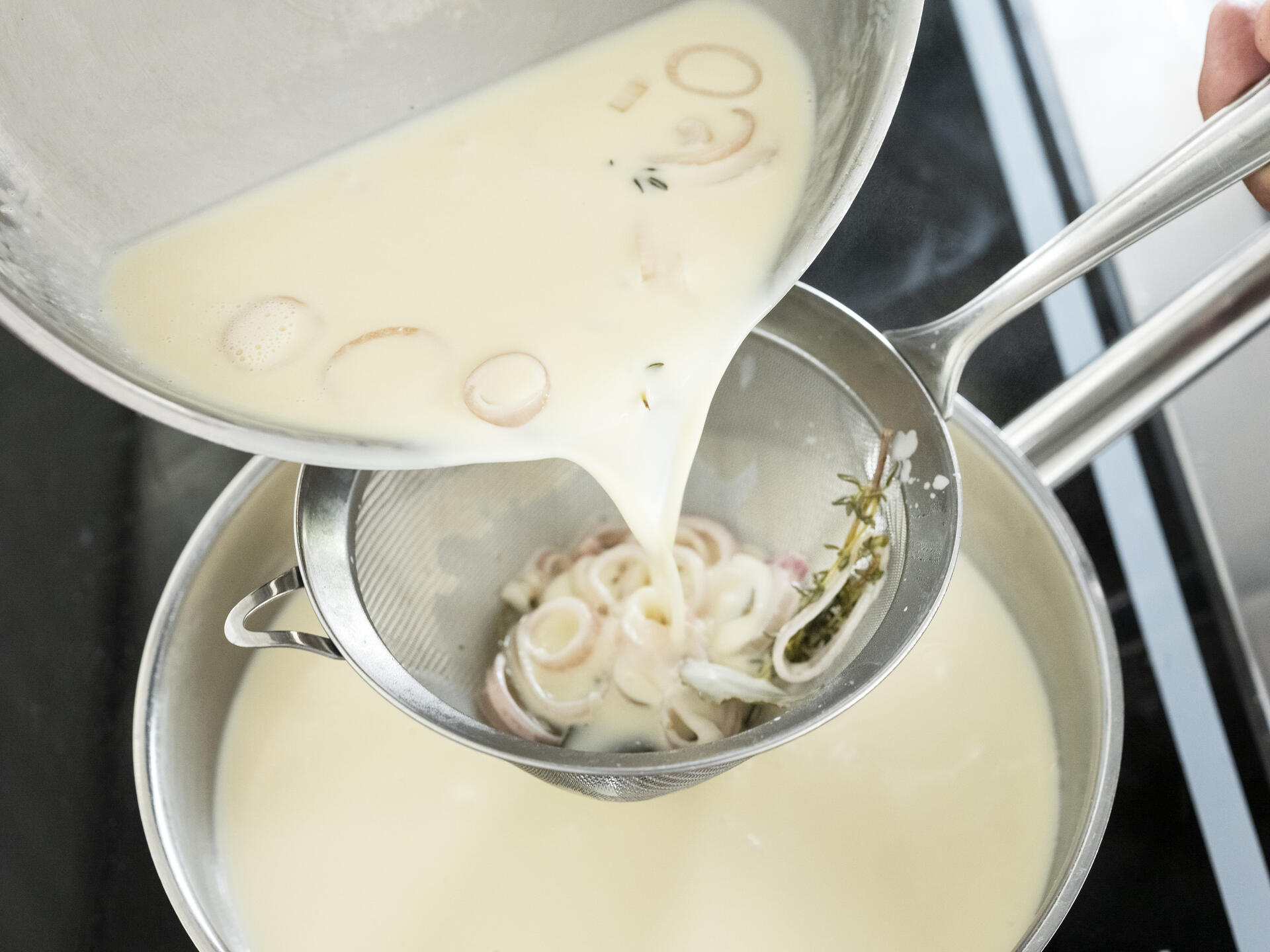 Frothy sauces (made with beurre blanc) step3