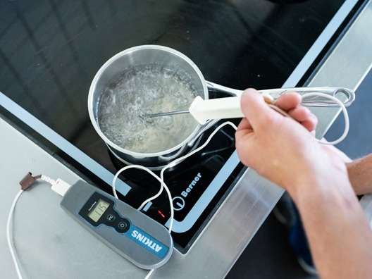 Máslový krém se žloutkovým základem step1