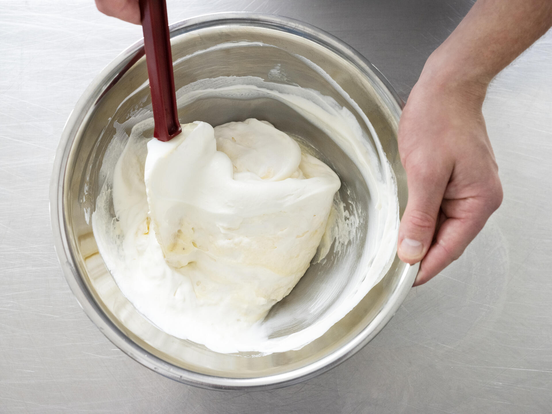 Crème chantilly step1