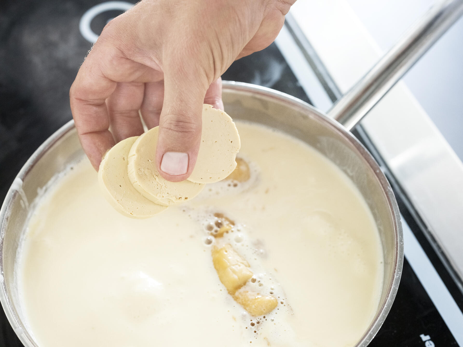 Frothy sauces (made with beurre blanc) step2