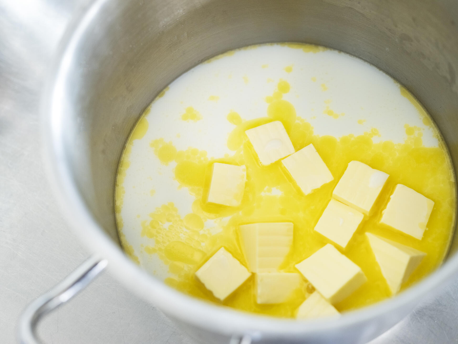 Pâte à choux step1