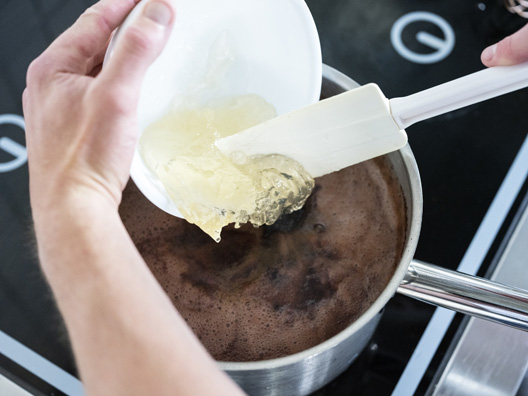 Préparation d'un glaçage miroir noir step4